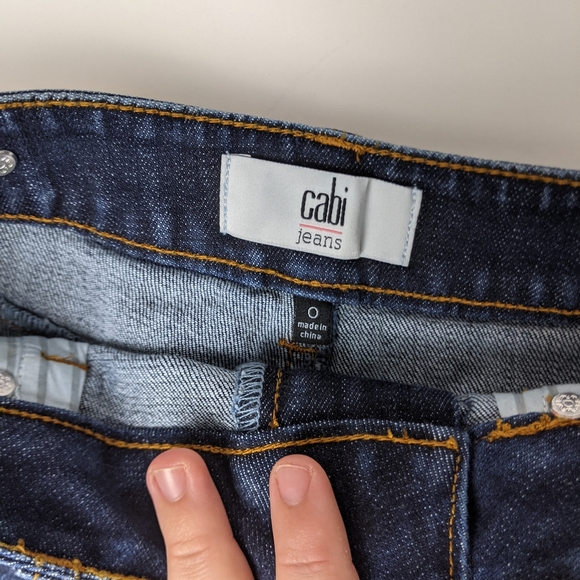 NWOT cAbi Raw Hem Jean Shorts - Picture 2 of 4